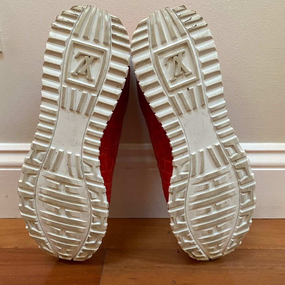 Authentic Louis Vuitton Sneakers - Picture 6 of 6